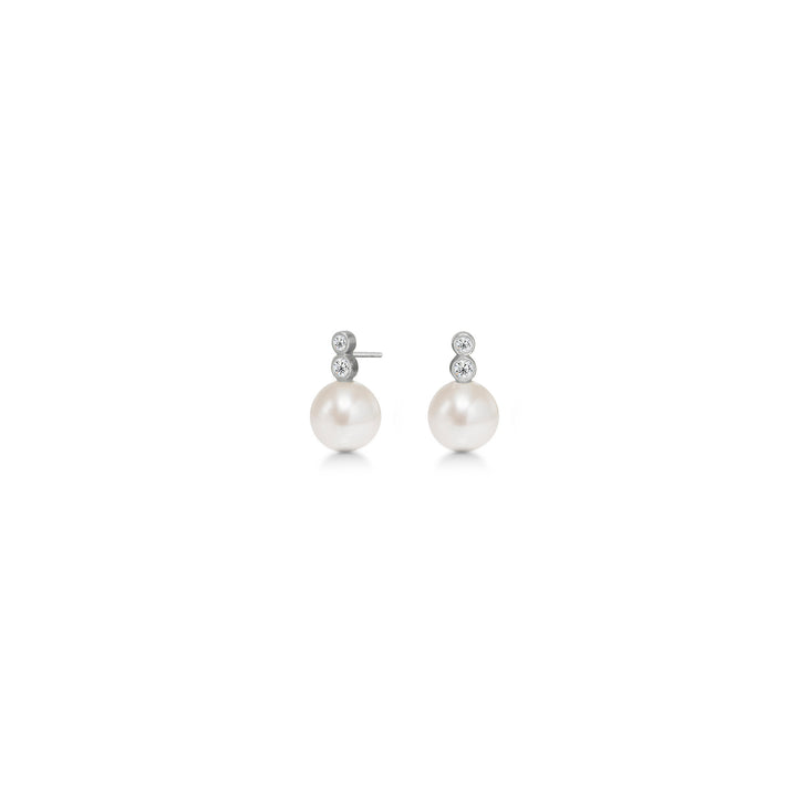 The Star Silver Studs w. Pearl & Zirconia