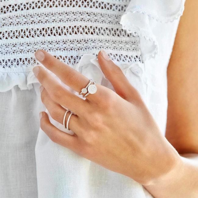 Rock Small 18K Whitegold Ring w. Diamonds