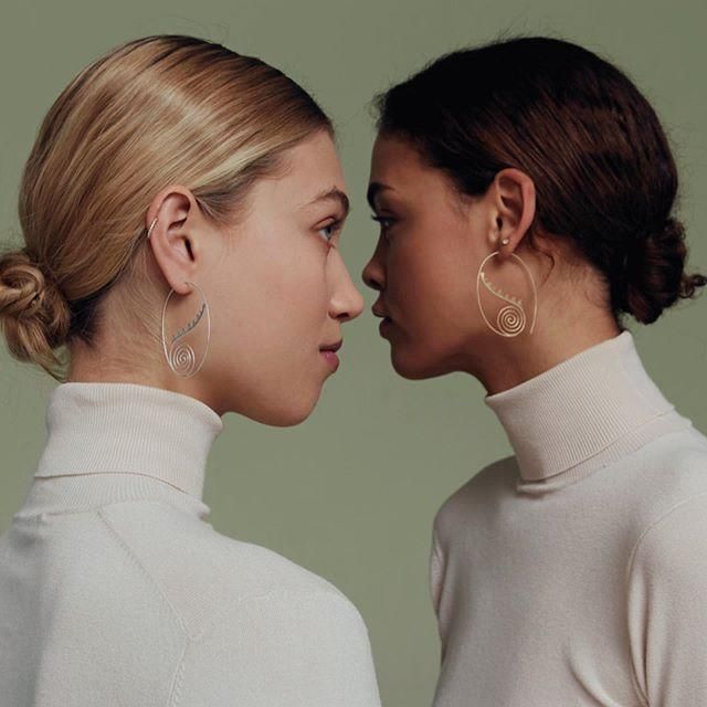 Thera small 18K Gold Earrings