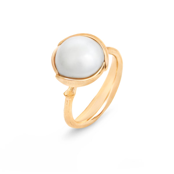 Small Lotus 18K Gold Ring w. Pearl