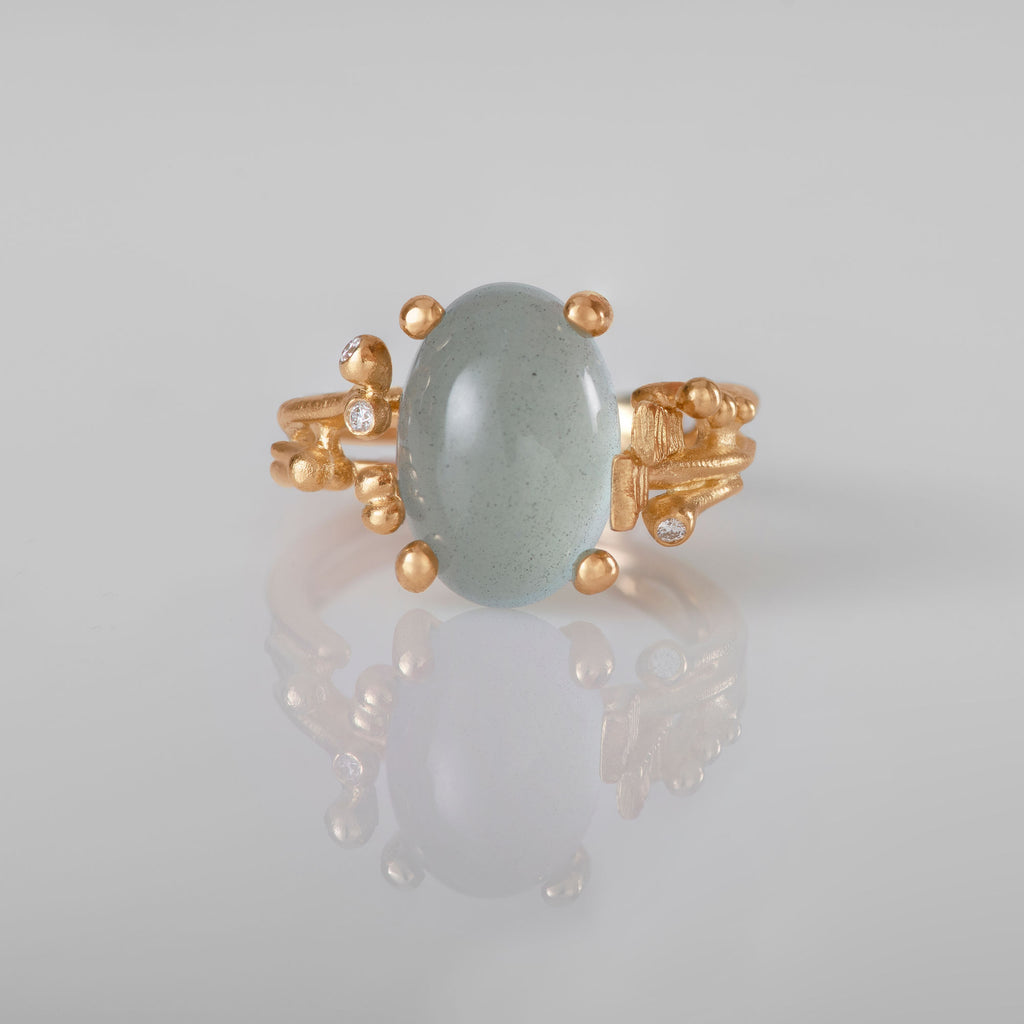 BoHo Small 18K Gold Ring w. Diamonds & Aquamarine