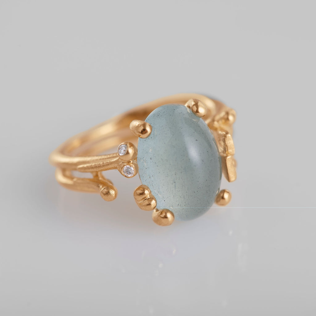 BoHo Small 18K Gold Ring w. Diamonds & Aquamarine
