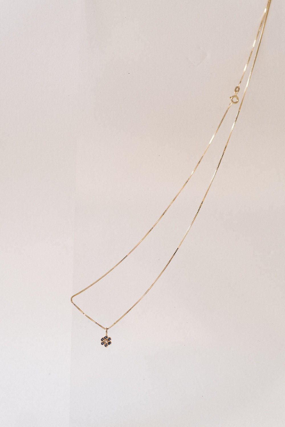 Forget Me Not Flower 18K Gold Pendant w. Topaz