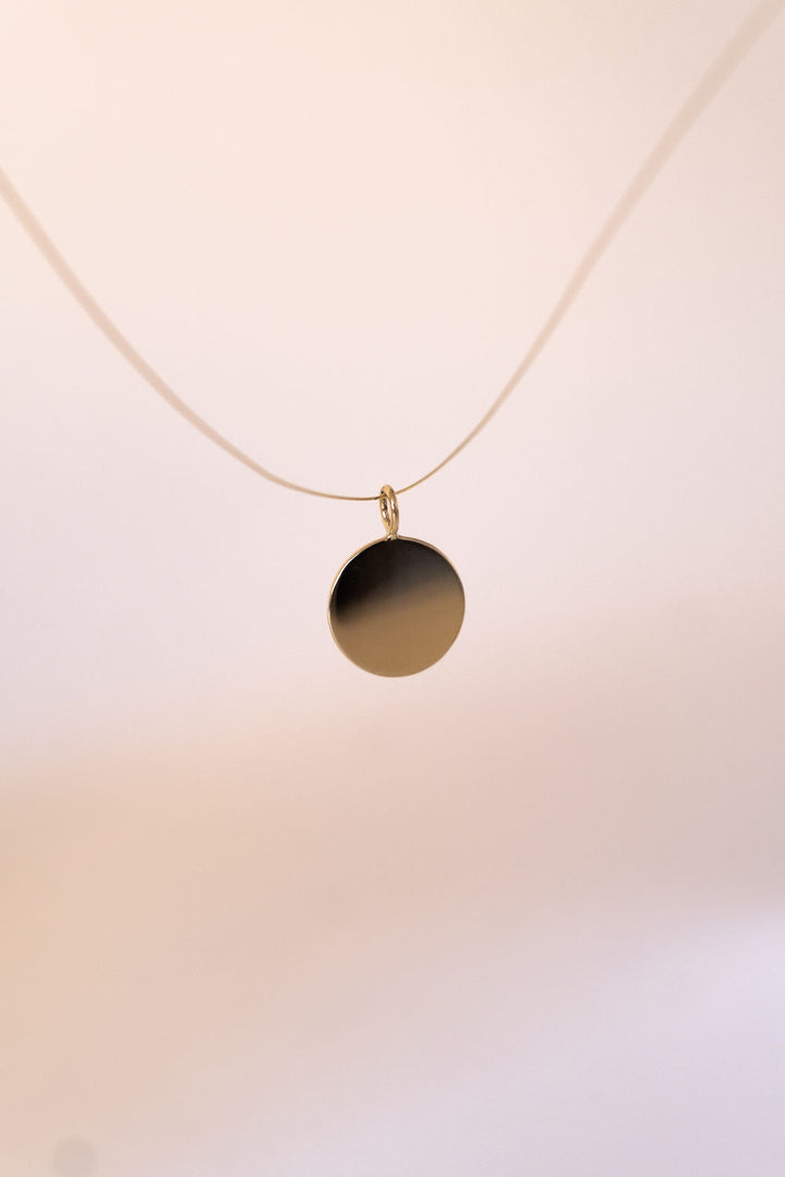 Easy Round 18K Gold Pendant