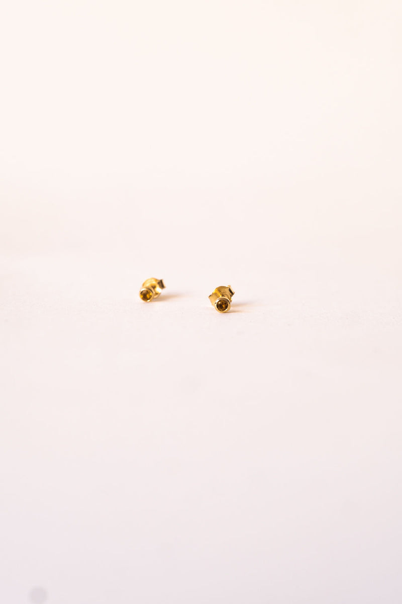 The Happy 18K Gold Studs w. Citrin
