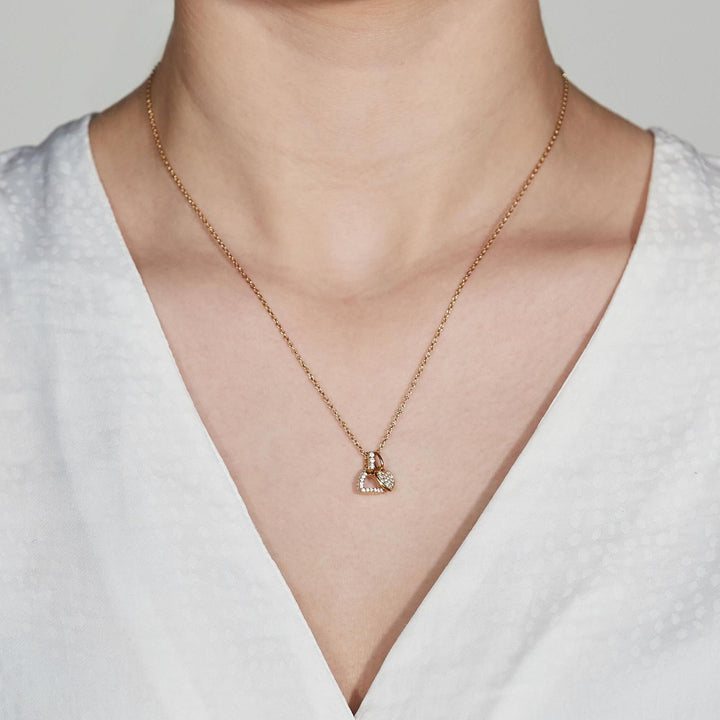 Fiontini 18K Rosegold Pendant w. 36 Diamonds