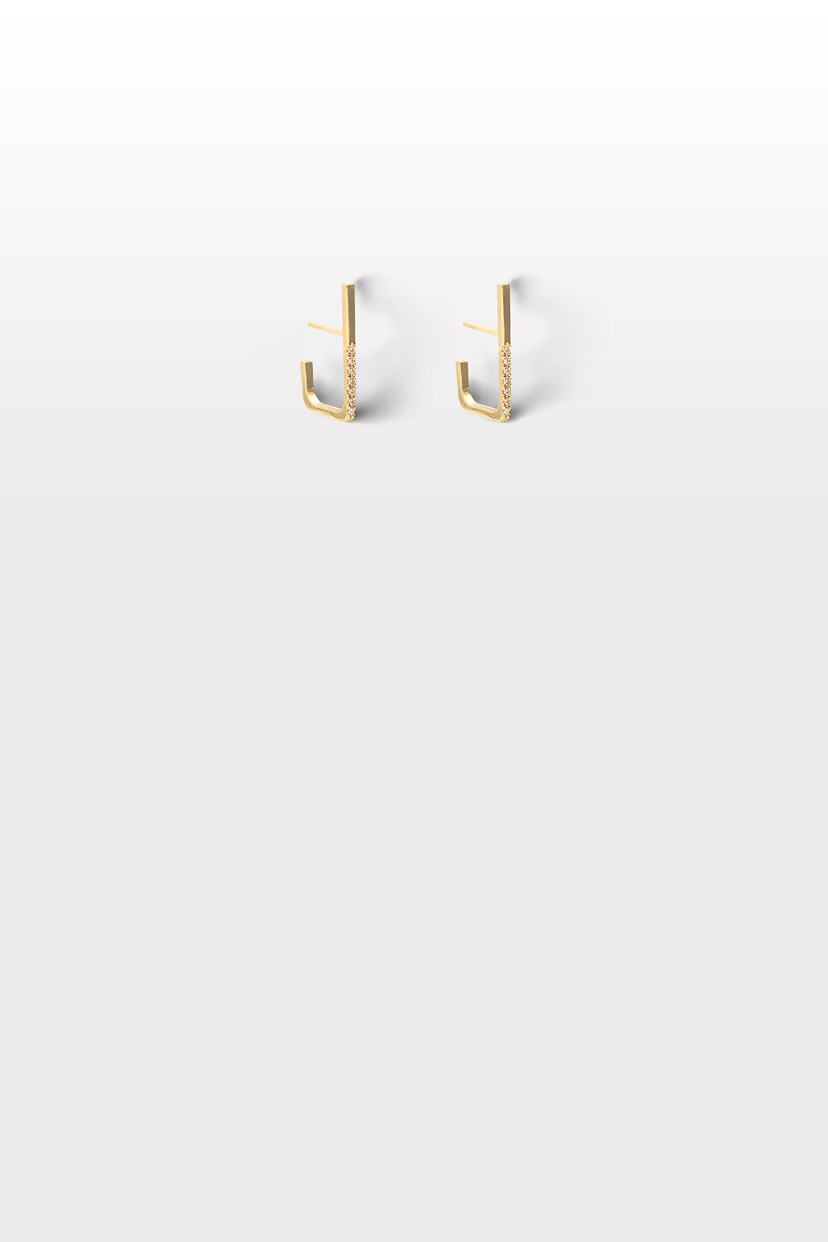 Anthology 03 18K Gold Studs w. Diamonds