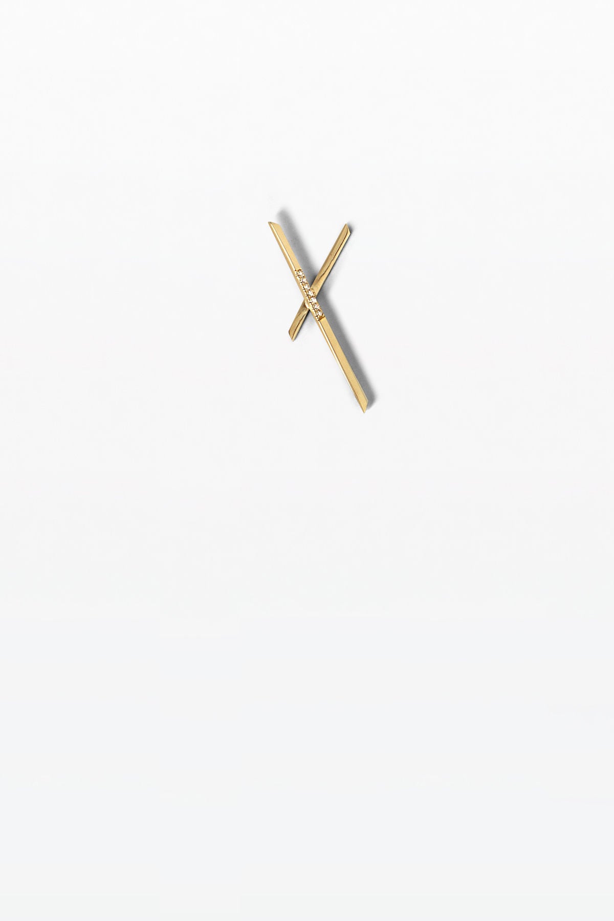 Anthology 09 18K Gold Earring w. Diamonds