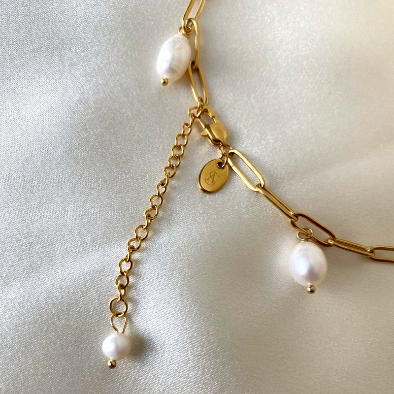 Drop 18K Gold Plated Necklace w. Freshwater Pearls