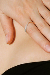 Stor Irregular Wife 18K Guld Ring m. Diamanter