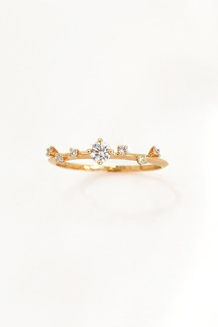 Big Très-Or 18K Gold Ring w. Diamonds