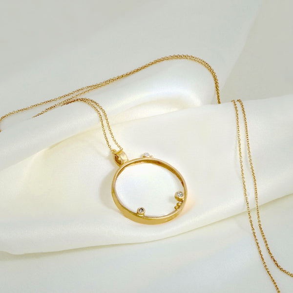 Bonoculo Halskette aus 18K & 22K Gold I Diamanten