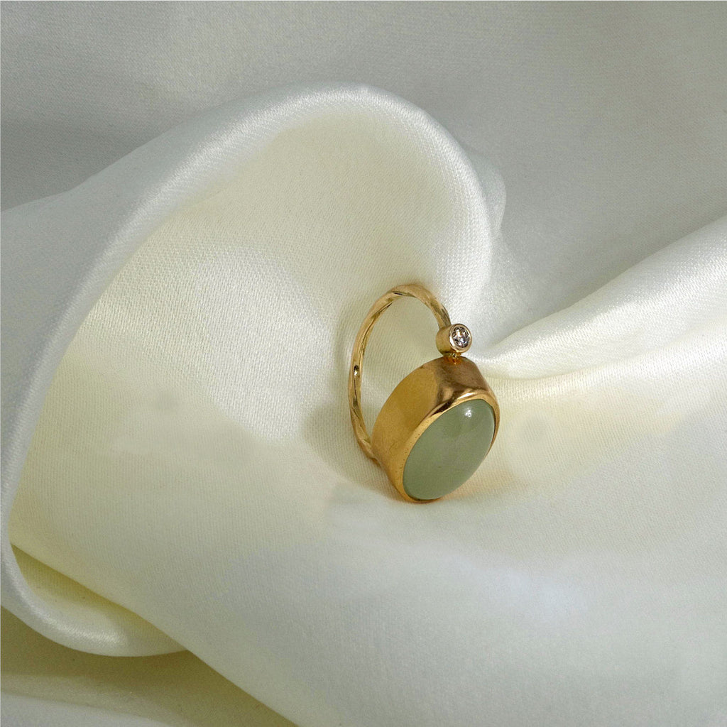 Cocktail 18K & 22K Gold Ring w. Prasolit & Diamond