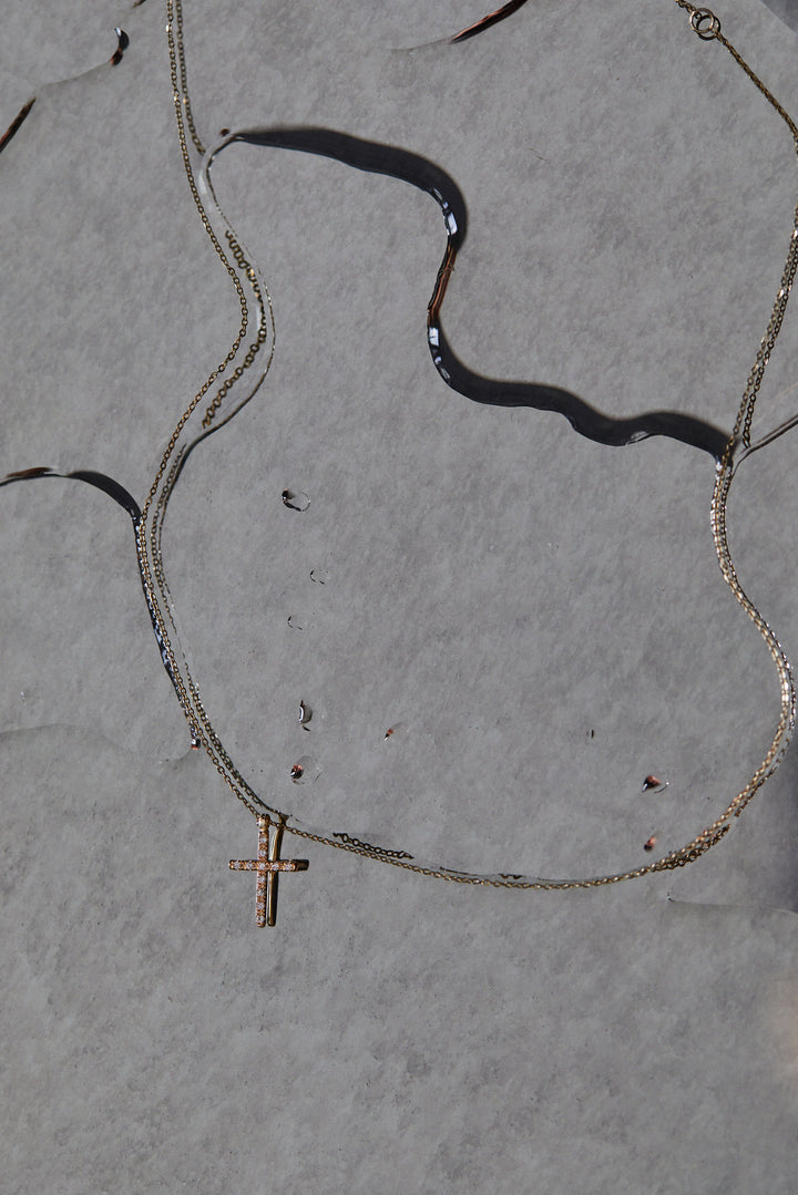 Cross Necklace 18K Whitegold Necklace w. Lab-Grown Diamonds