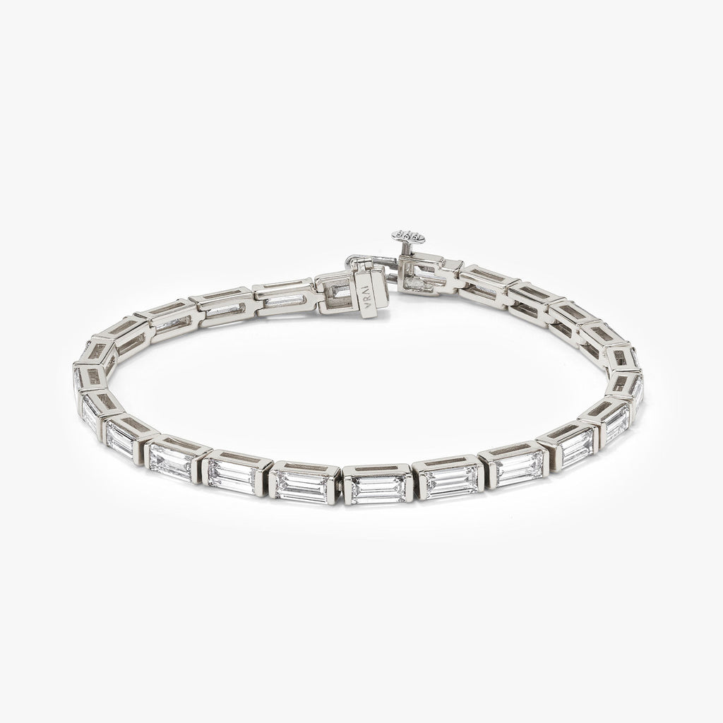 Baguette 14K Whitegold Tennis Bracelet w. Lab-Grown Diamonds