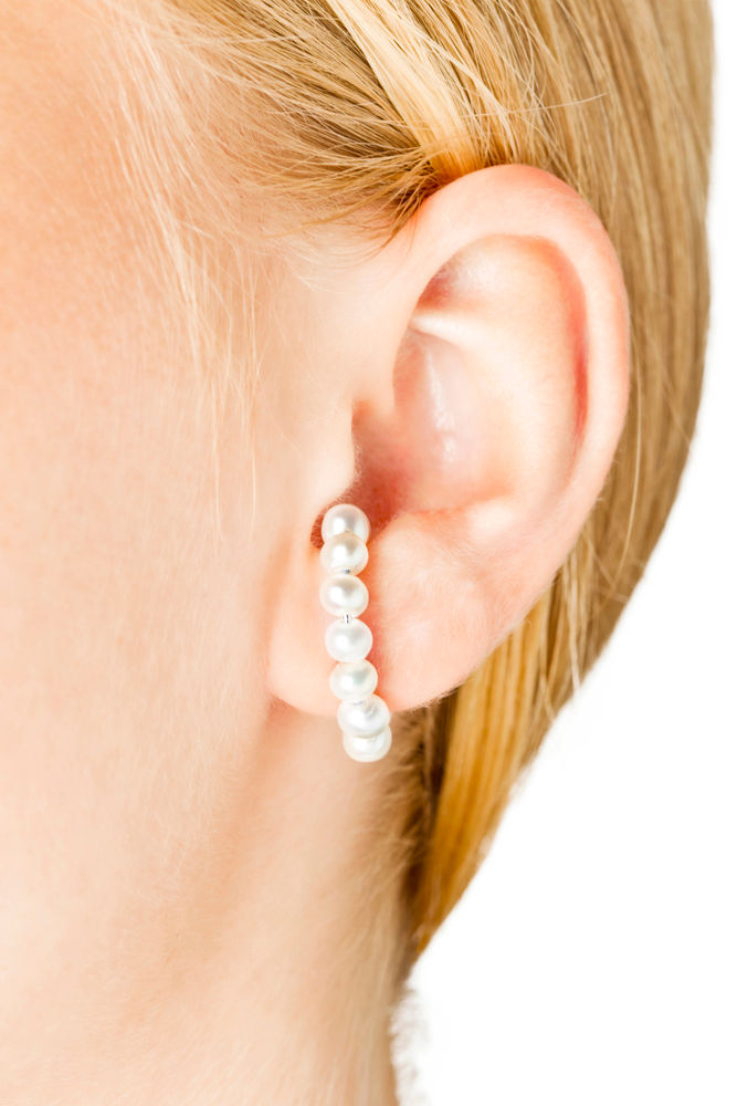 Iris half Silver Hoop w. Pearls