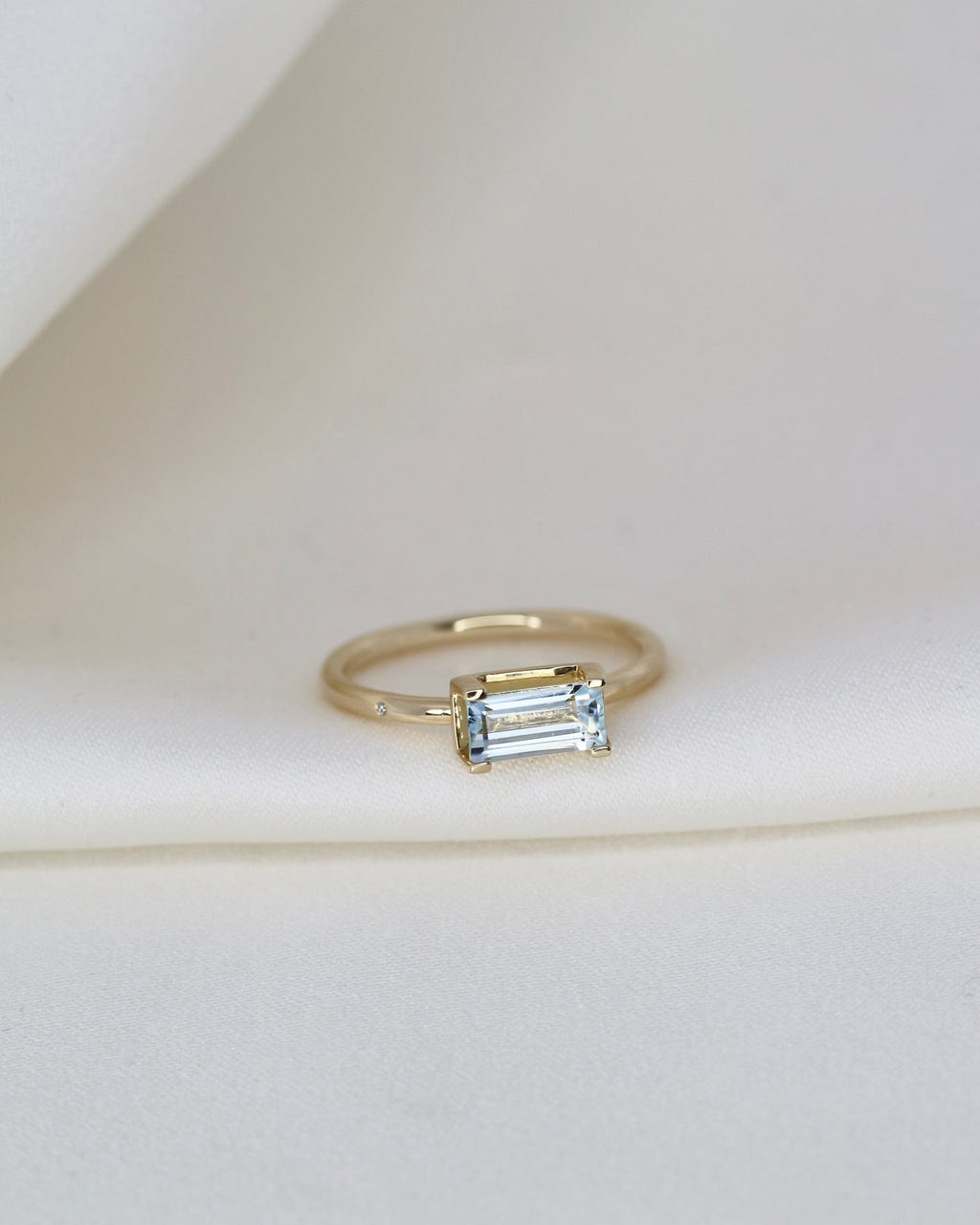 Nord Blue 18K Guld Ring m. Akvamarin & Diamant