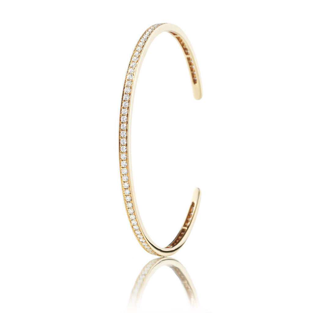 One Row Parallel 18K Gold, Rosegold or Whitegold Bangle w. Diamonds