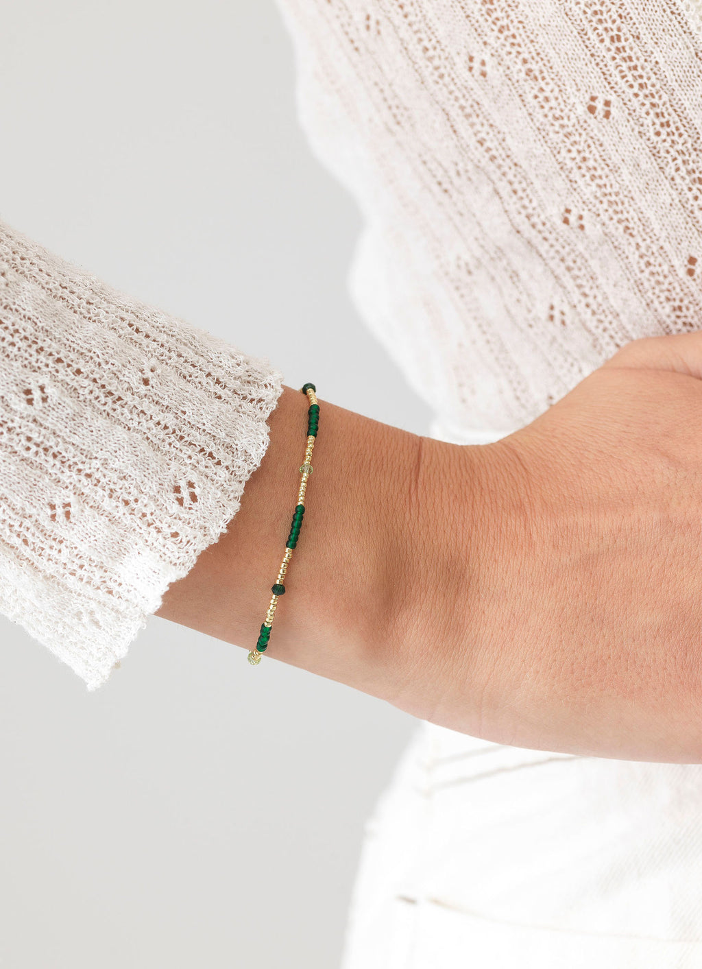 Clemence Forgyldt Armbånd m. Grønne Glasperler
