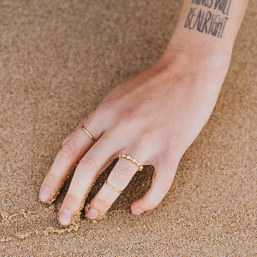 Cosmic Infinity 18K Gold Ring w. Lab-Grown Diamonds