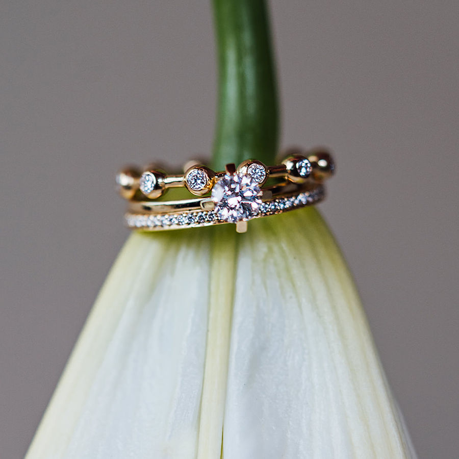 Cosmic Infinity 18K Gold Ring w. Lab-Grown Diamonds