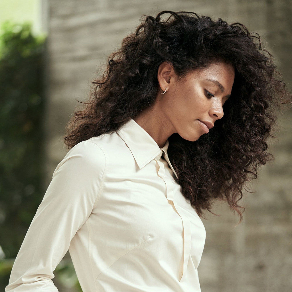 Essential Delight 18K Guld Hoops m. Safirer