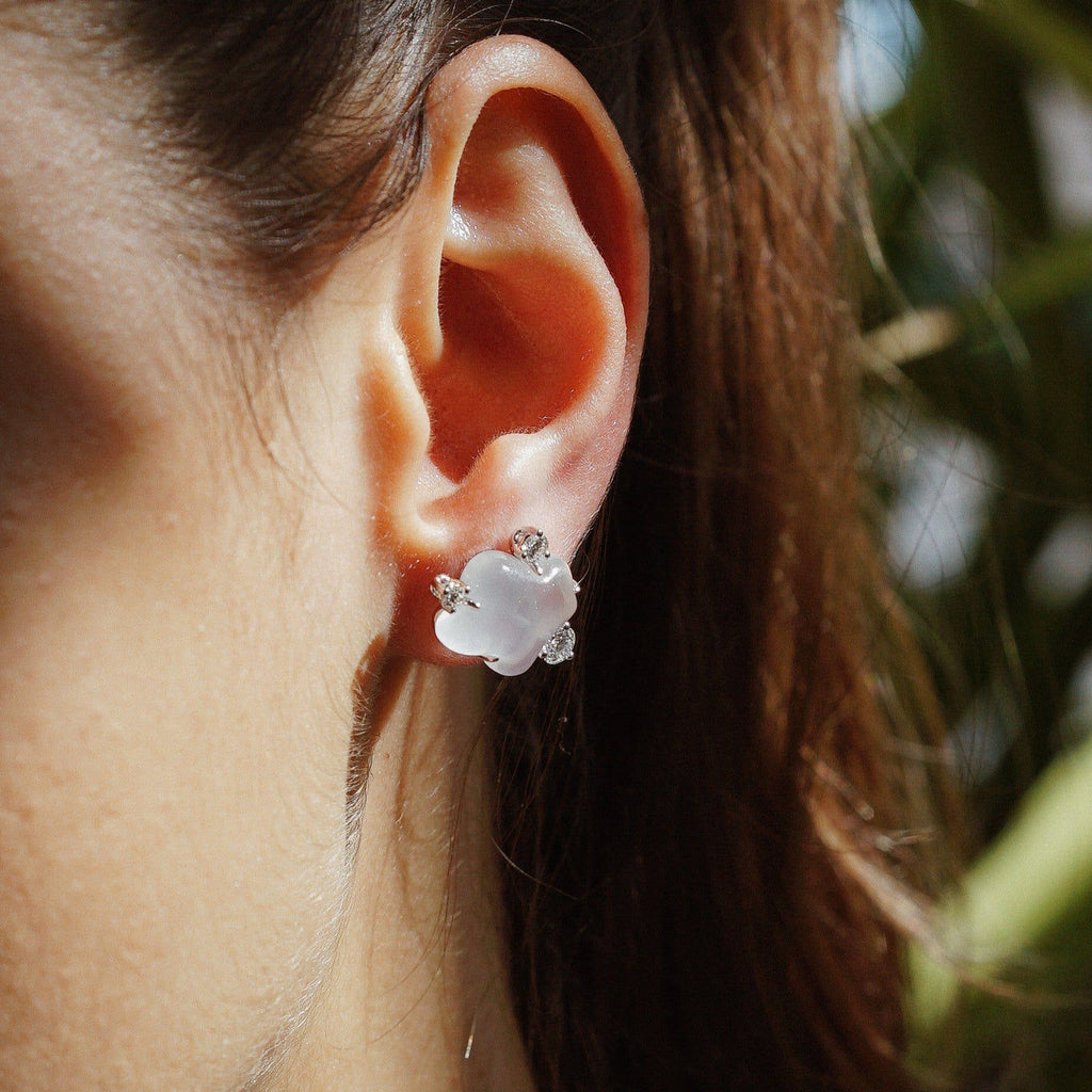 Cloud Collection 18K Gold, Rosegold or Whitegold Studs w. Diamonds & Quartz