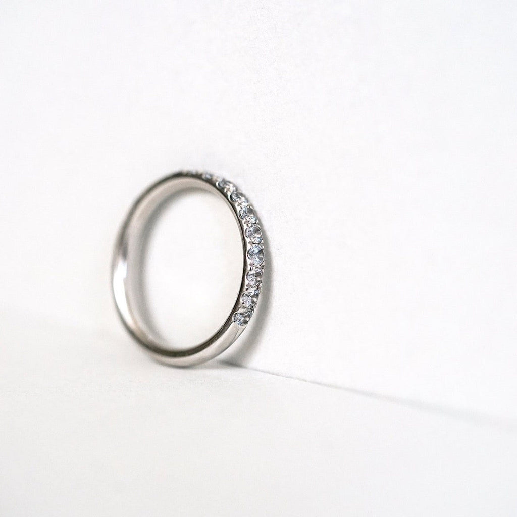 Candy Eternity Hvid 18K Hvidguld Ring m. Safirer