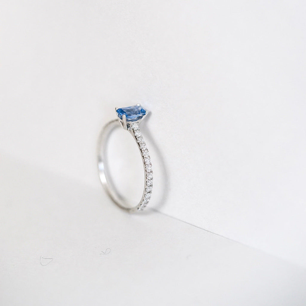 Candy Violete Blue 18K Hvidguld Ring m. Safir & Diamanter