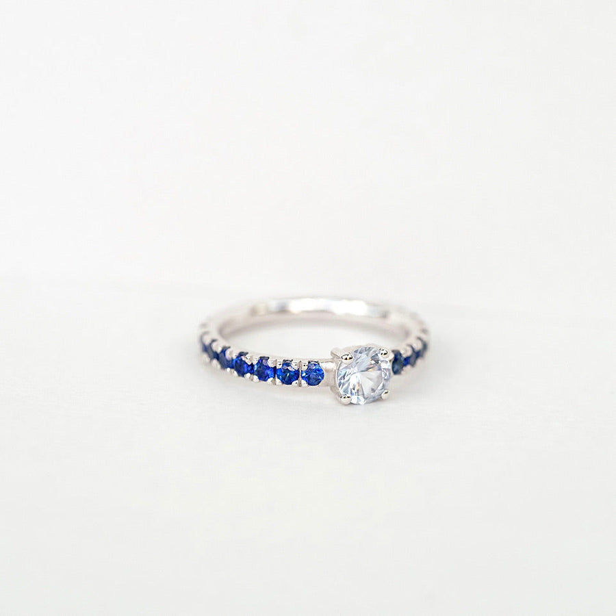 Candy Shades of Blue 18K Whitegold Ring w. Sapphires