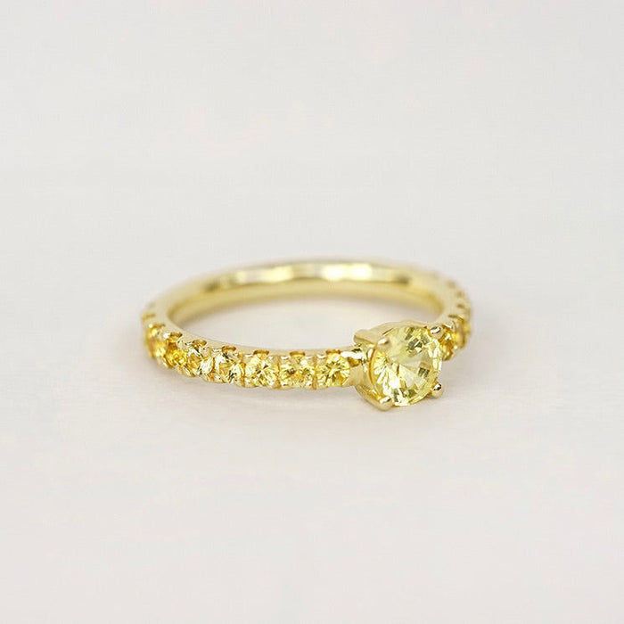 Candy Sweet Yellow 18K Gold Ring w. Sapphires