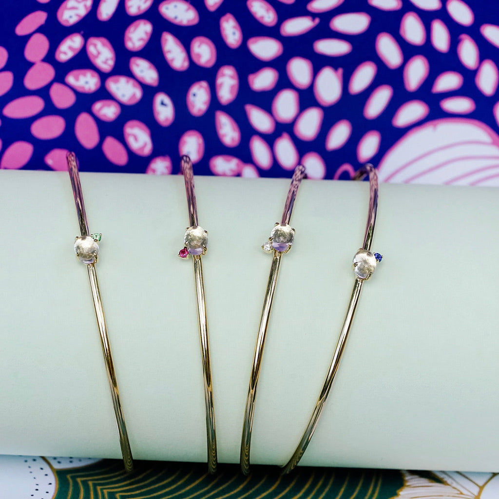 Tiny Cloud 18K Gold or Rosegold Bangle w. Ruby, Sapphires & Tsavorite