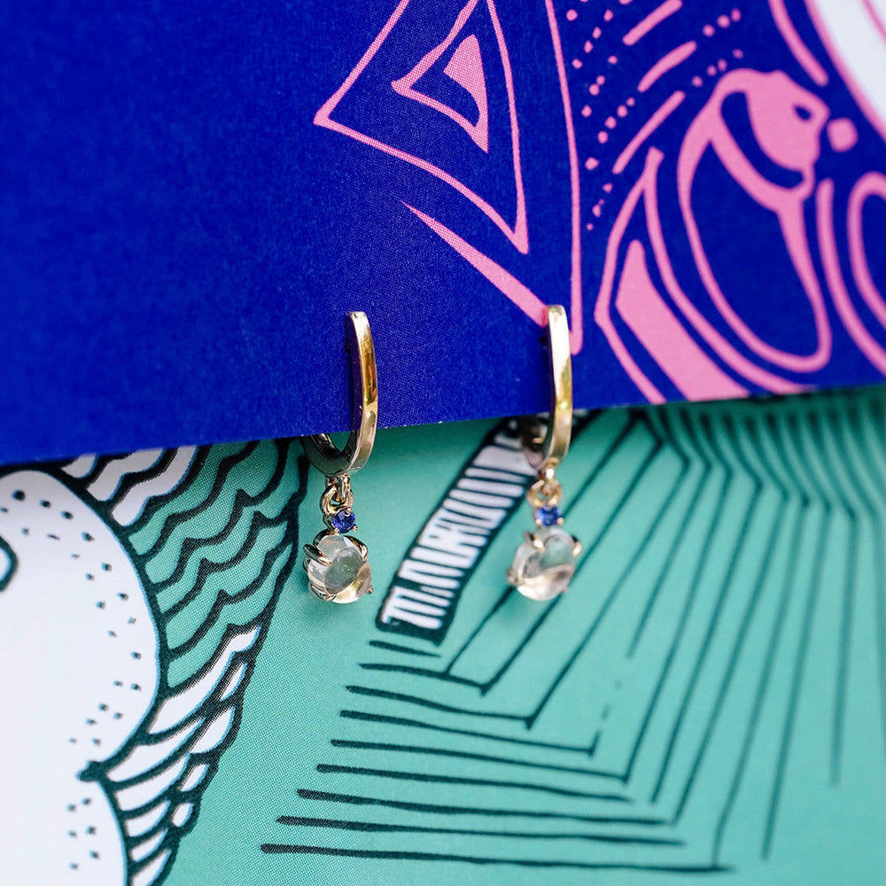 Tiny Cloud 18K Gold or Rosegold Hoops w. Ruby, Sapphires & Tsavorite