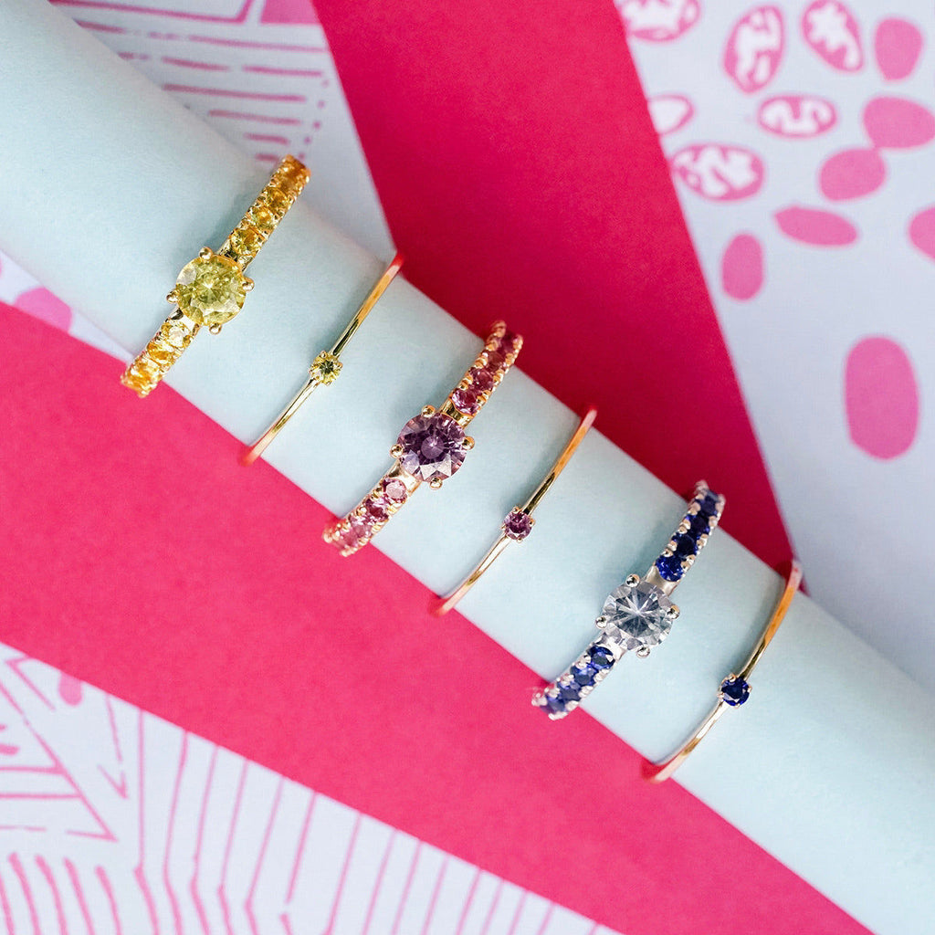 Candy Sweet Violet 18K Gold Ring w. Sapphires