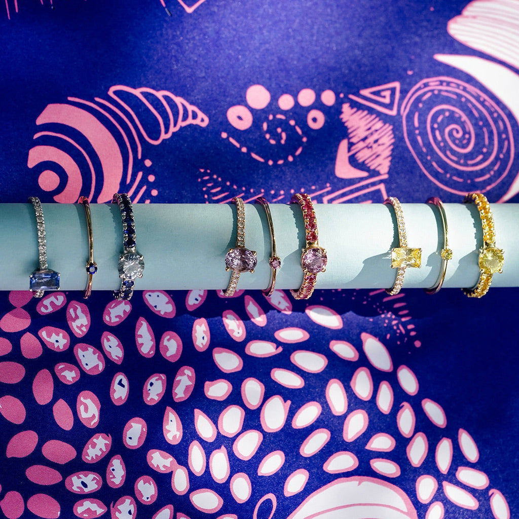 Candy Sweet Violet 18K Gold Ring w. Sapphires