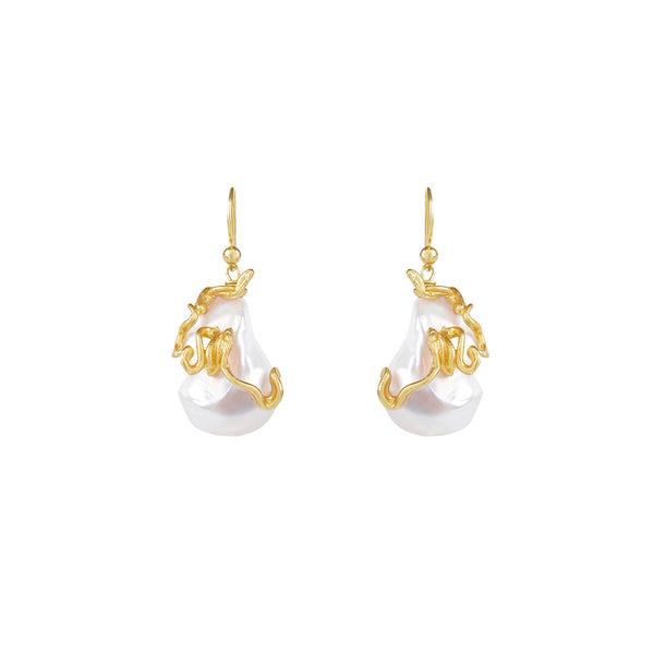 Delphin Pearl Drop Gold Plated Earrings w. Pearls