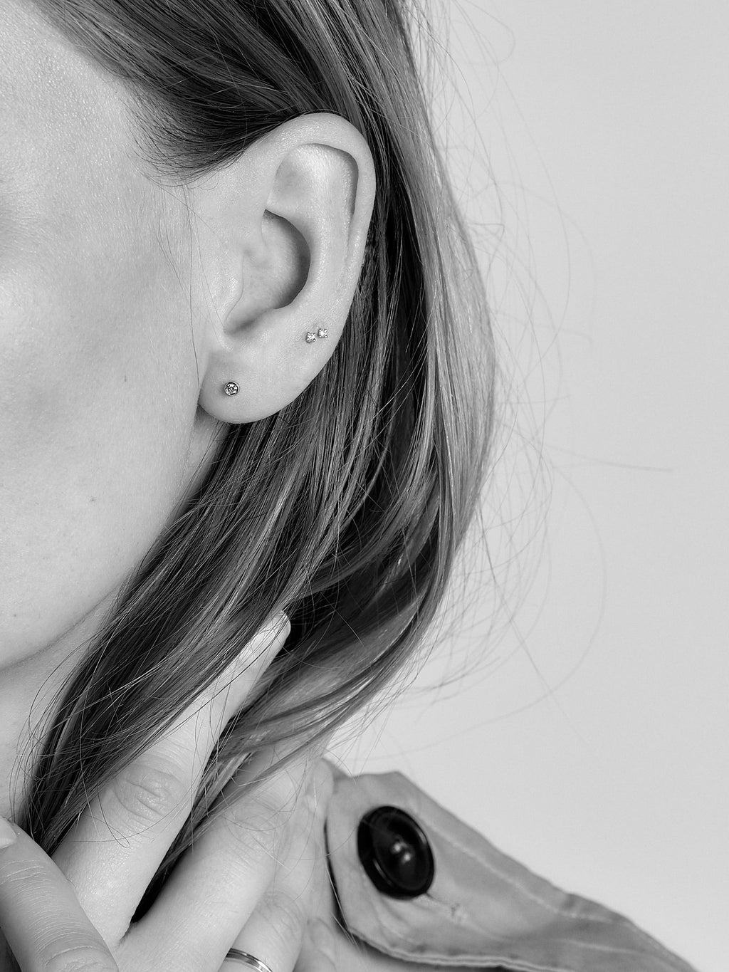 Tiny Ohrstecker aus 14K Gold, Weißgold oder Rosegold I Diamant 0.02