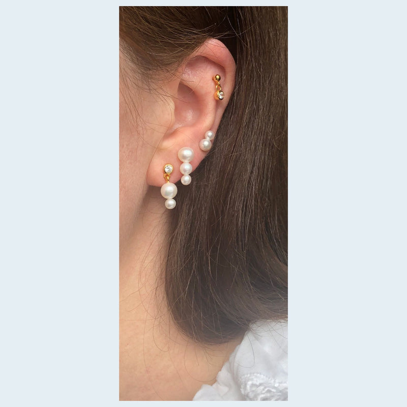 Belle 18K Gold Plated Stud w. White Pearls