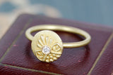 Floretine 18K Gold Ring w. Diamond