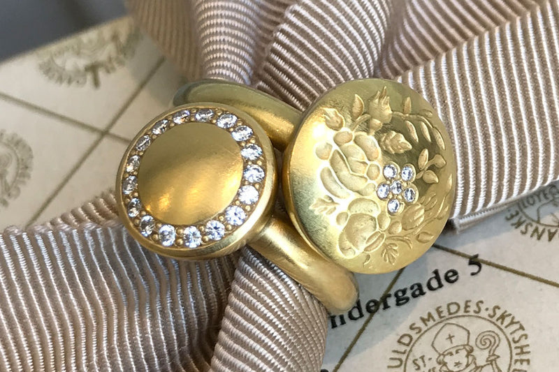 Jardiniére 18K Gold Ring w. Diamond, 0.03ct