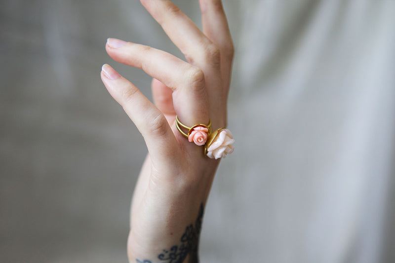 Maiden's Blush 18K Gold Ring w. Coral