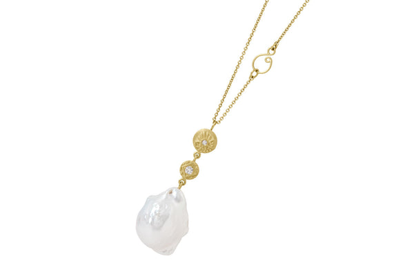 Liasion 18K Gold Necklace w. Large Pearl