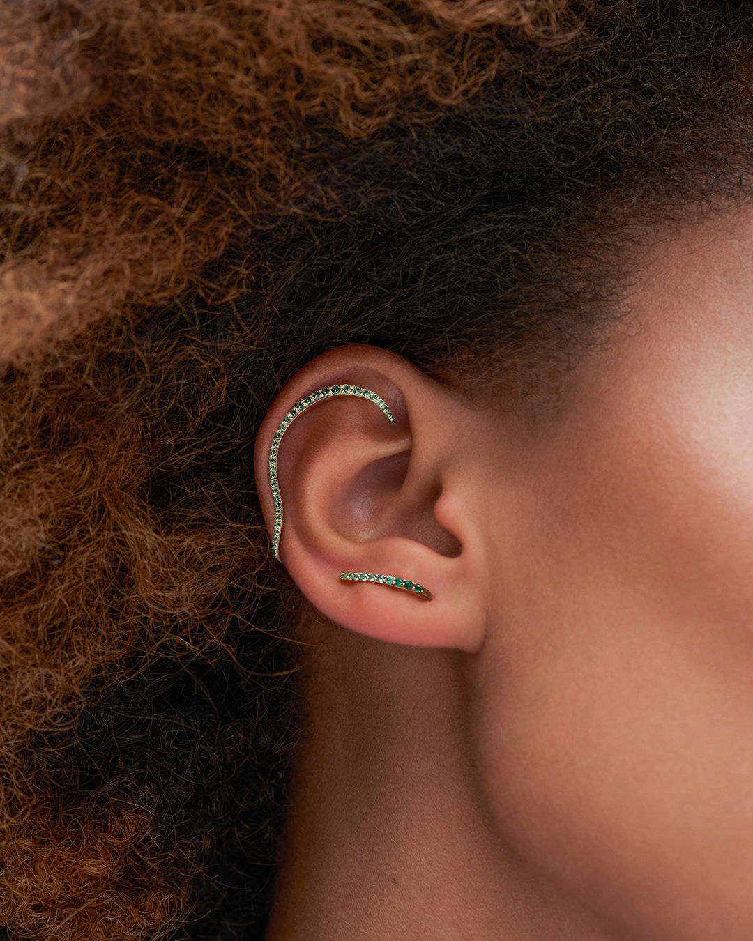 Queen Wave 18K Rosegold-Earcuff I Smaragd