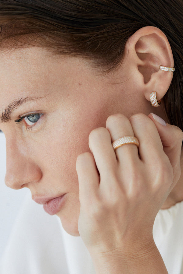 Grand Pavé Ohrringe aus 18K Weißgold mit Labor-Diamanten