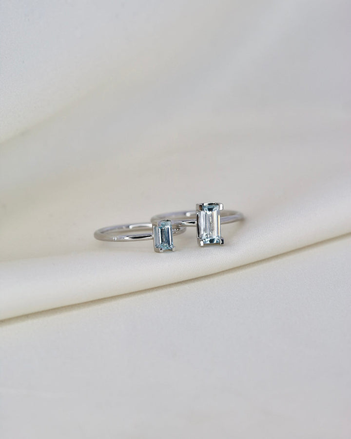 Ro Nord Blau gewundener Ring aus 18K Weißgold I Aquamarin & Diamant