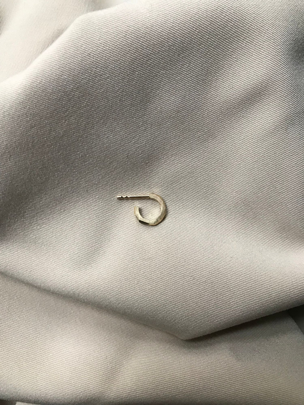 FACET Hoop 8K Gold Hoop