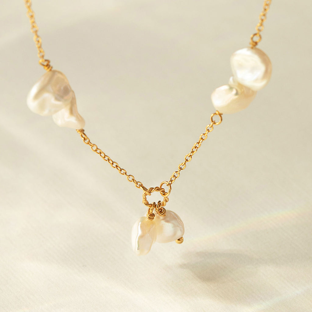 Unicorn 18K Gold Plated Necklace w. Keshi Pearls
