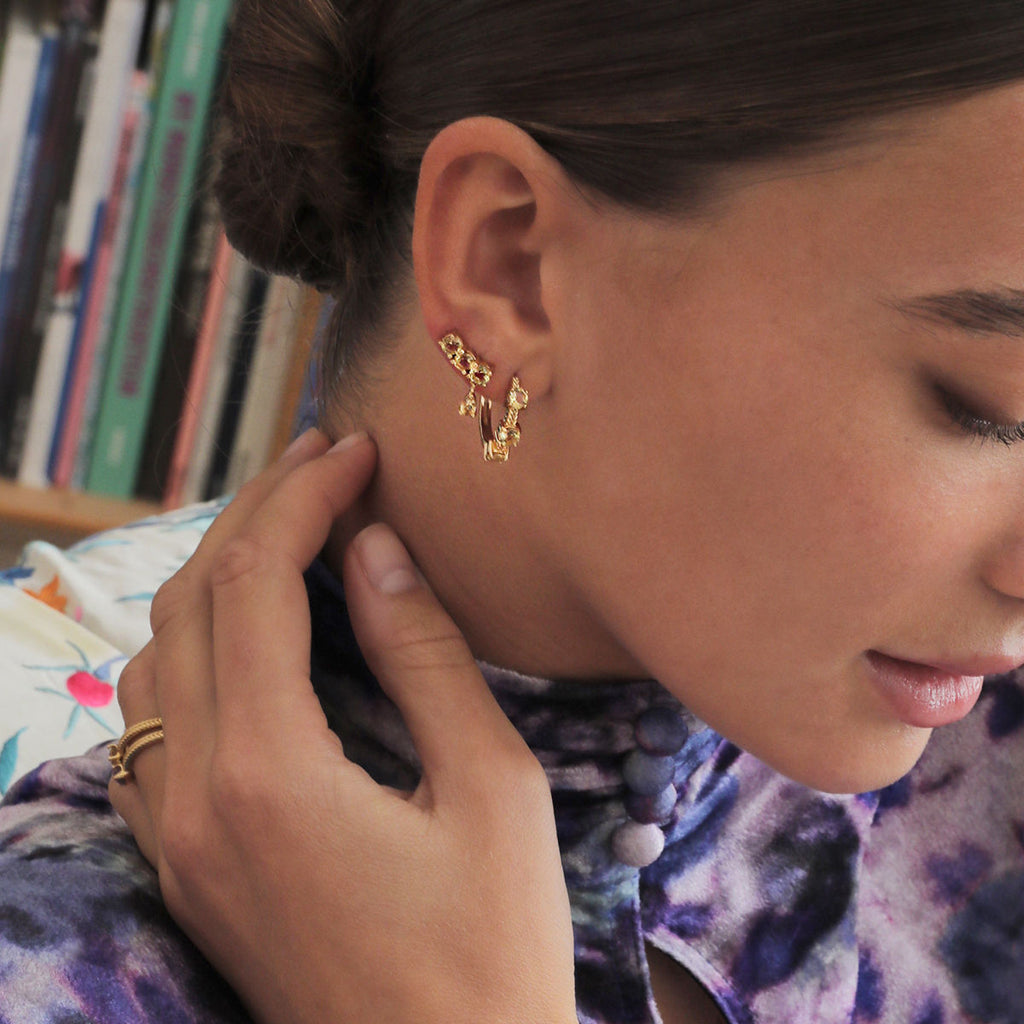 Olalla 18K Gold Plated Studs w. round & pear shaped Quartz