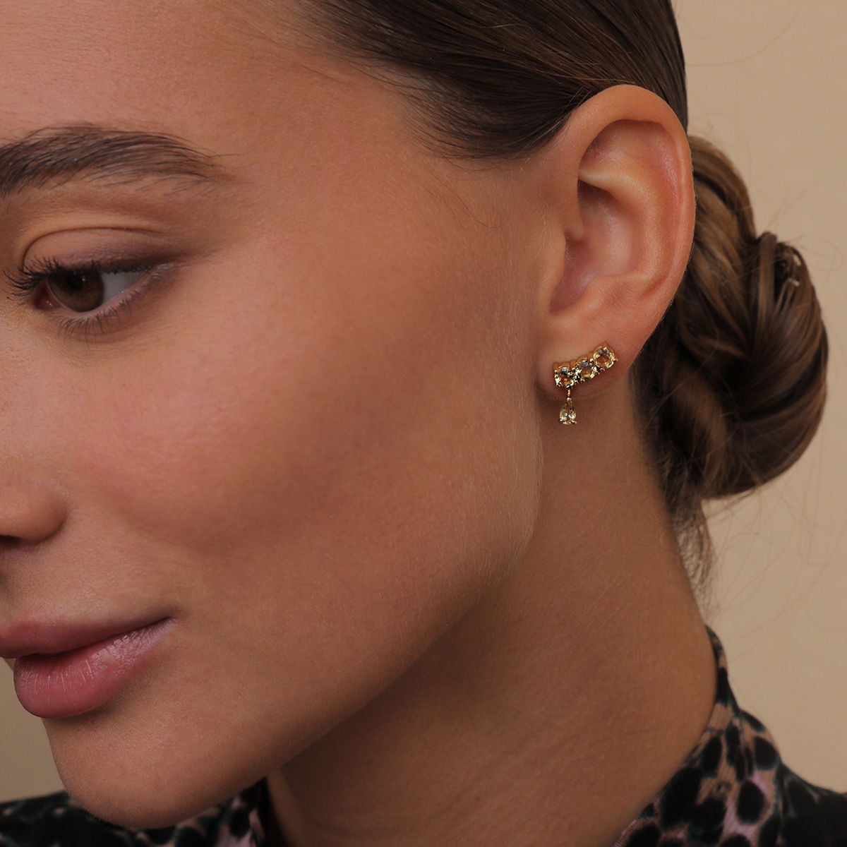 Olalla 18K Gold Plated Studs w. round & pear shaped Quartz