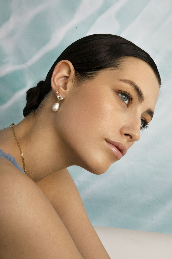 Reef 18K Gold Plated Studs w. Small Topaz & Pearl